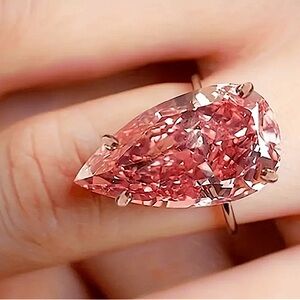 Water Drop Pear Shaped Pink Cubic Zircon Ring Exquisite Wedding Engagement